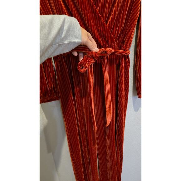 Anthropologie Ali & Jay Jumpsuit Womens M Ruby Red Velvet Pleated Wrap V-Neck - Picture 6 of 13
